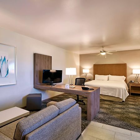 Holiday Inn Hotel & Suites Chihuahua By Ihg Exterior photo