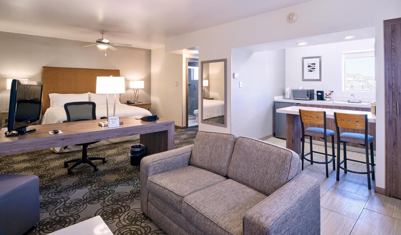 Holiday Inn Hotel & Suites Chihuahua By Ihg Exterior photo