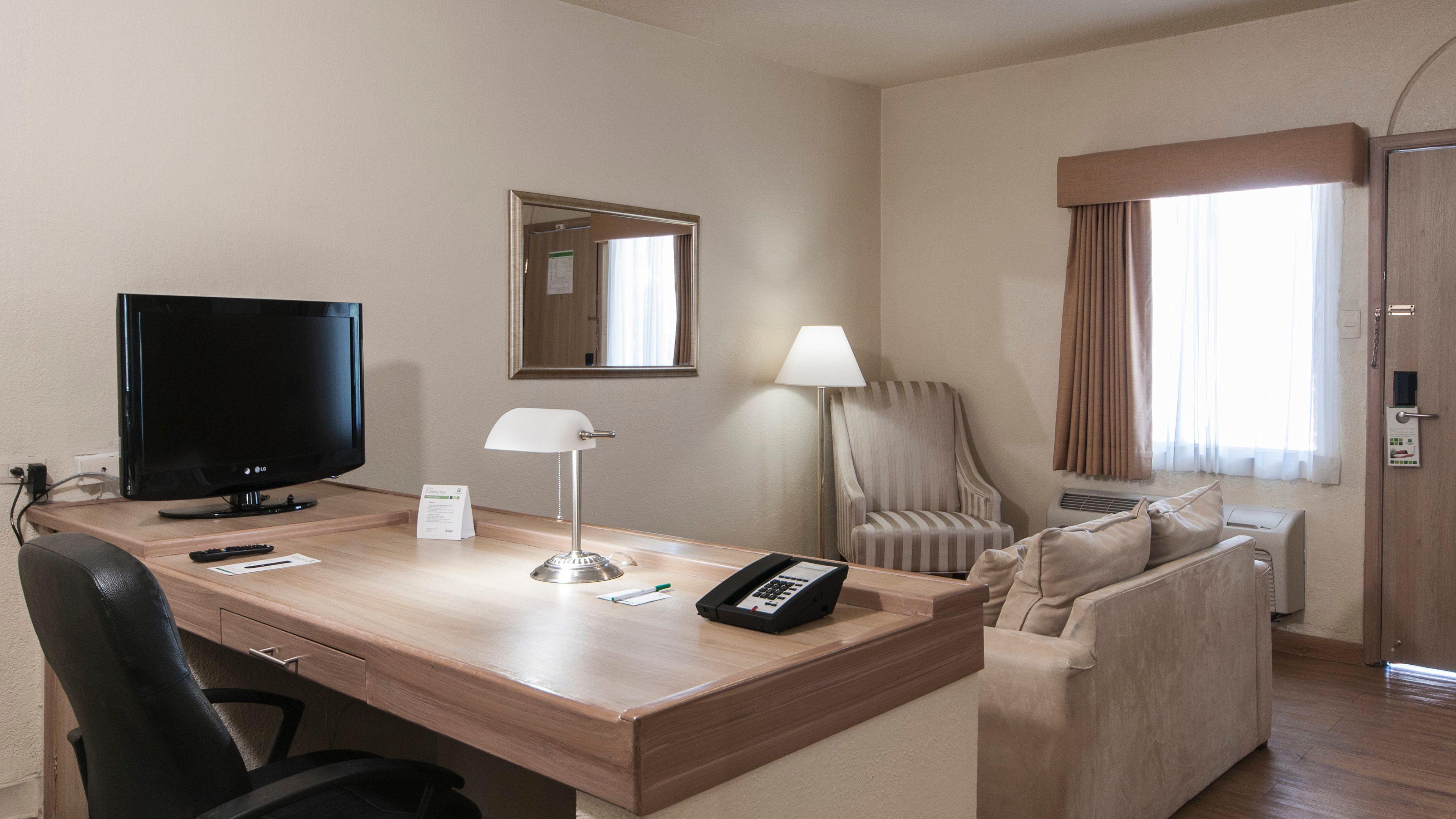 Holiday Inn Hotel & Suites Chihuahua By Ihg Exterior photo