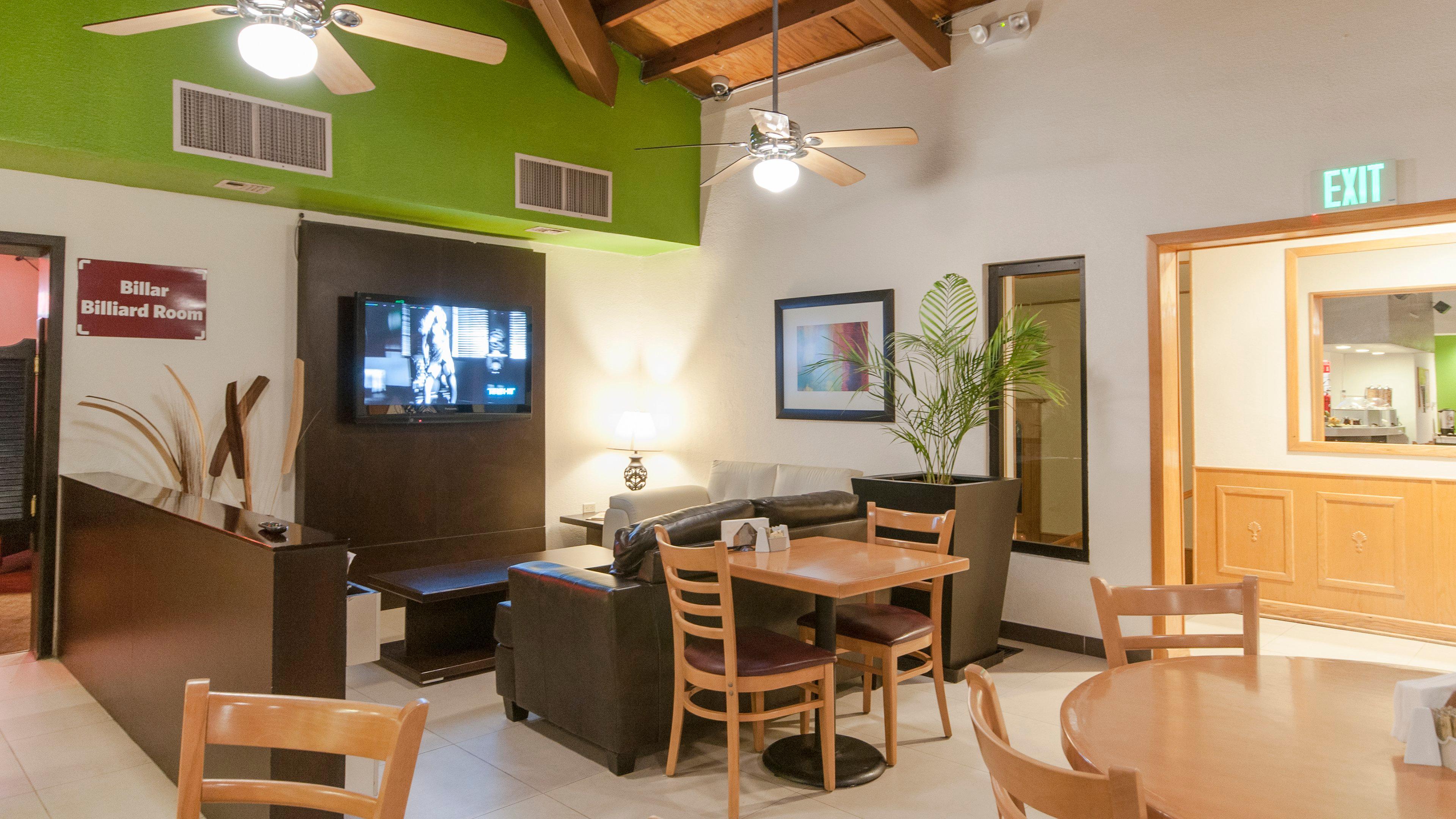 Holiday Inn Hotel & Suites Chihuahua By Ihg Exterior photo