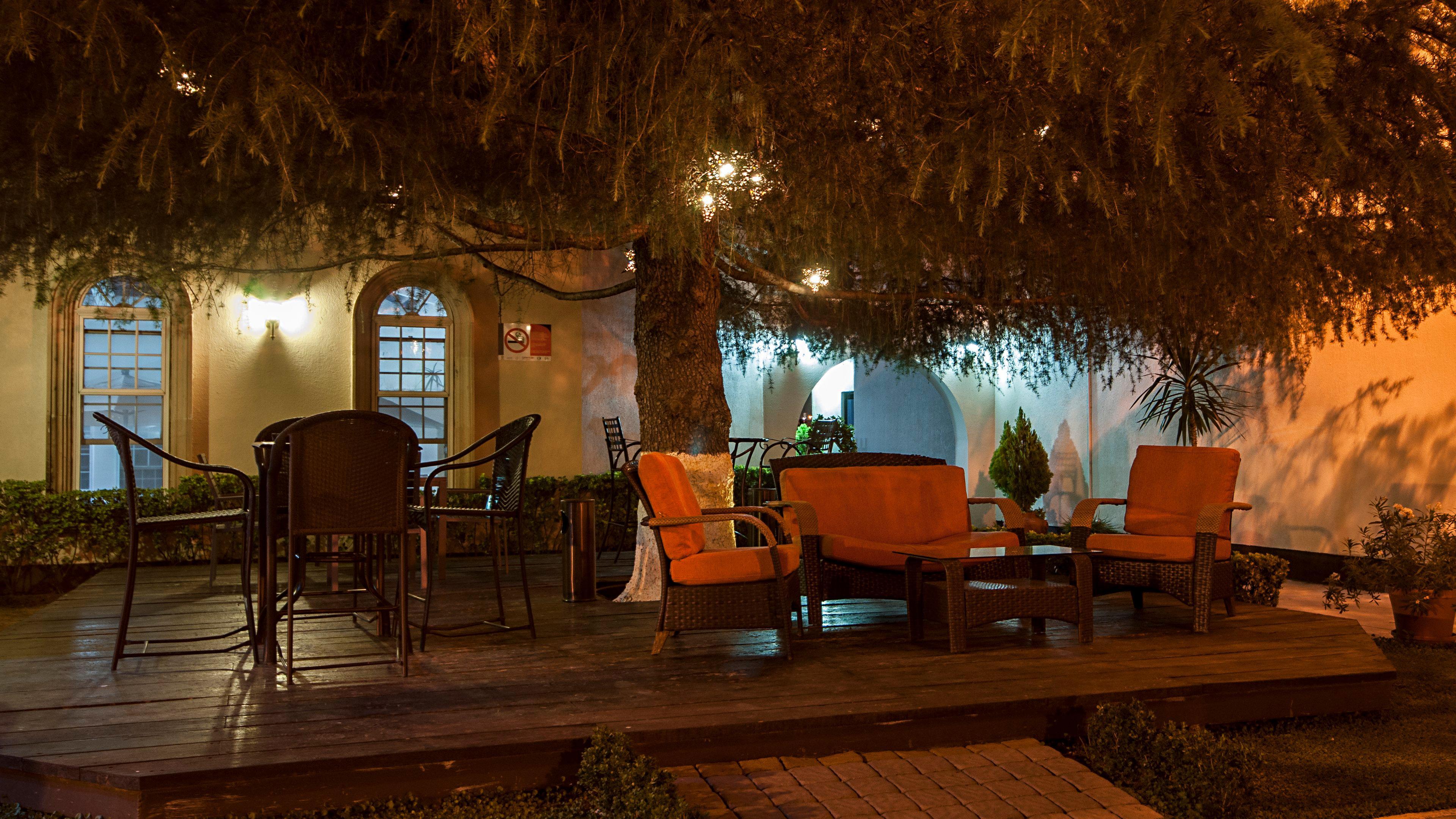 Holiday Inn Hotel & Suites Chihuahua By Ihg Exterior photo