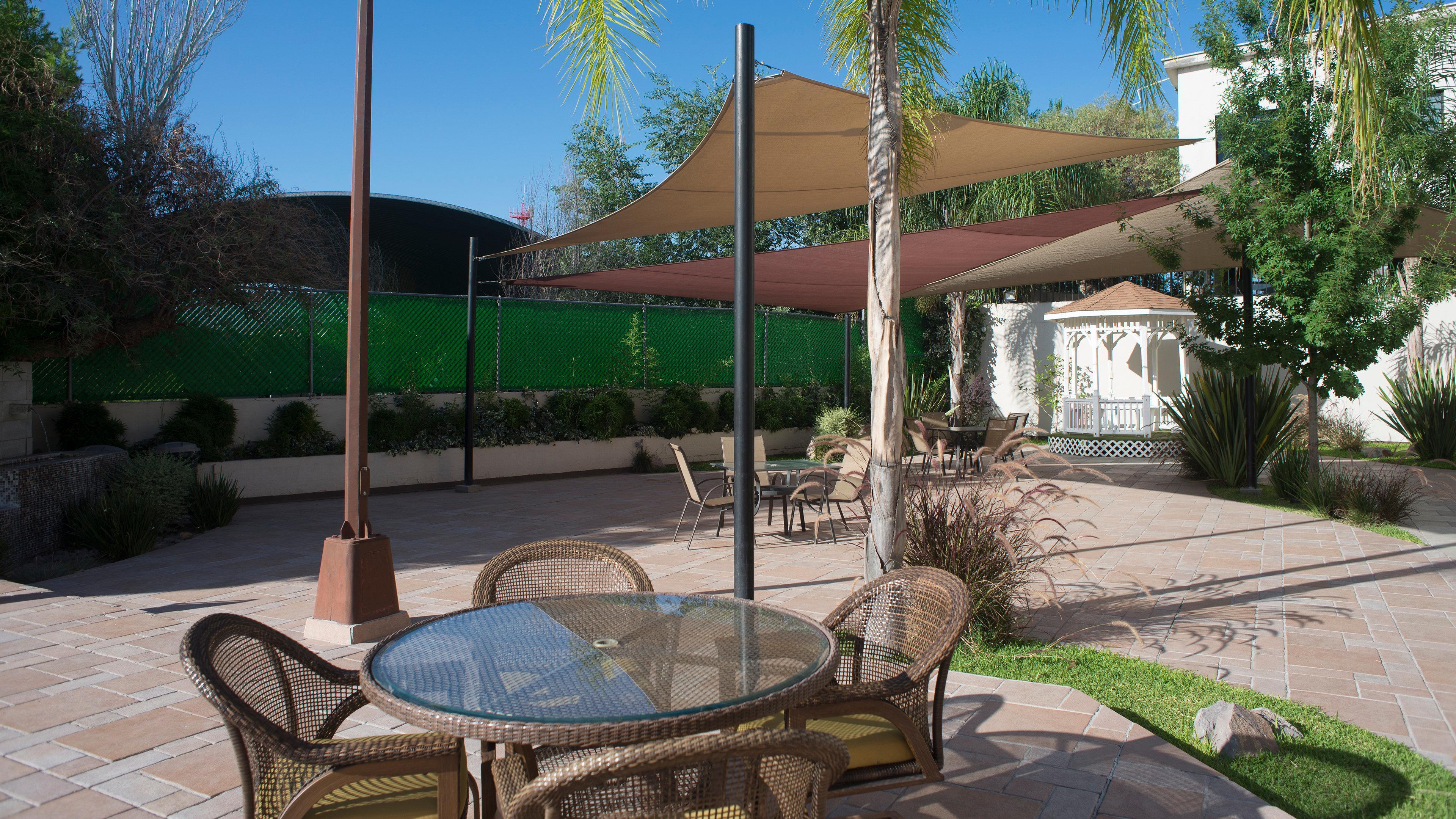Holiday Inn Hotel & Suites Chihuahua By Ihg Exterior photo