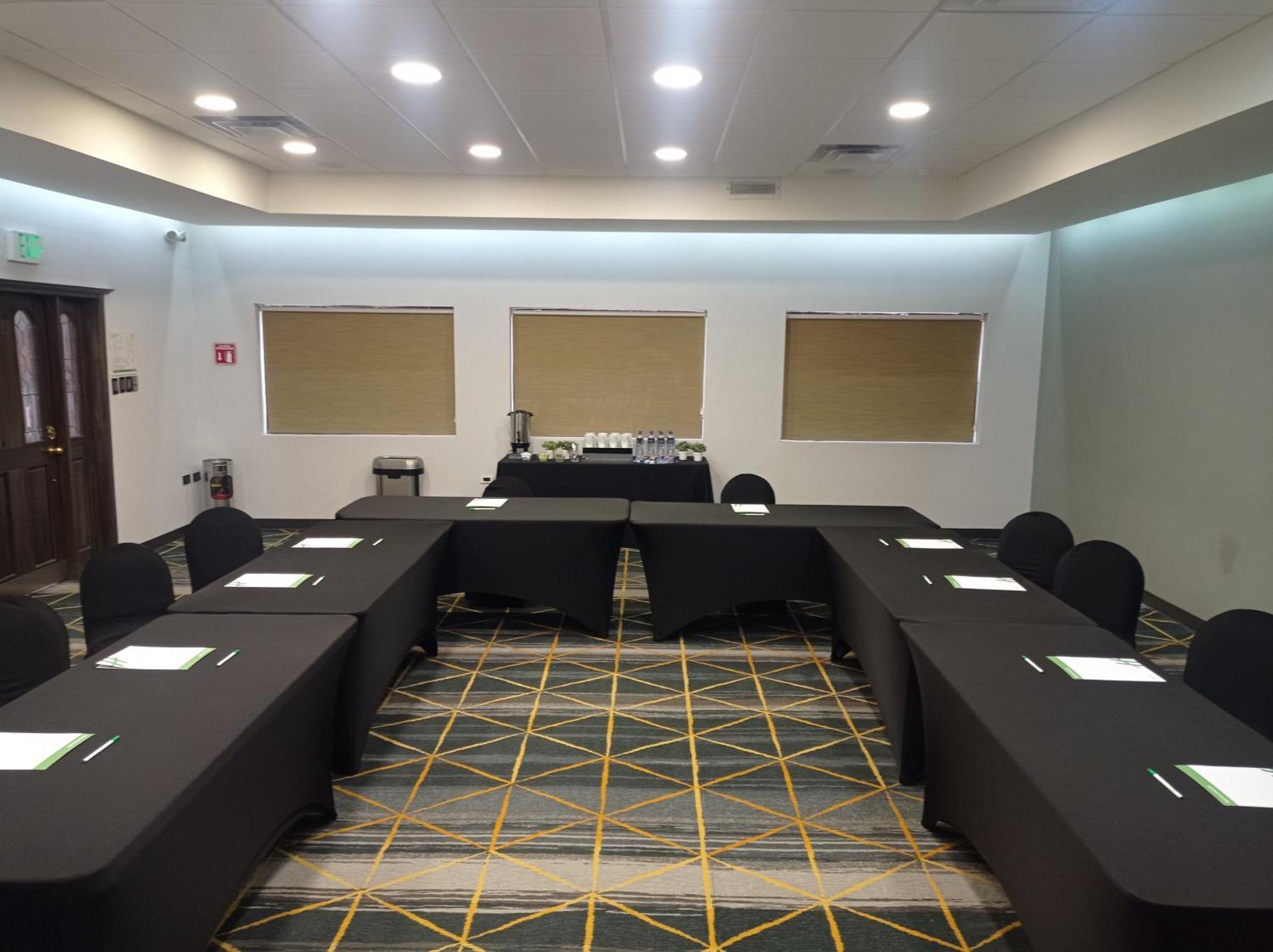 Holiday Inn Hotel & Suites Chihuahua By Ihg Exterior photo